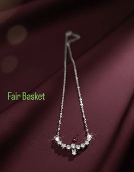 Elegant Silver Crystal Charm Necklace – Dazzling Minimalist Chain for Timeless Glamour