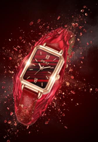 Women's Retro Fashion Small Square Quartz Watch With Alloy Case Pu Strap Mineral Strengthened Glass Mirror And Stainless Steel Clasp