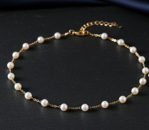 Classic Pearl Choker Necklace – Elegant Gold-Plated Chain with Lustrous Beads for Timeless Beauty