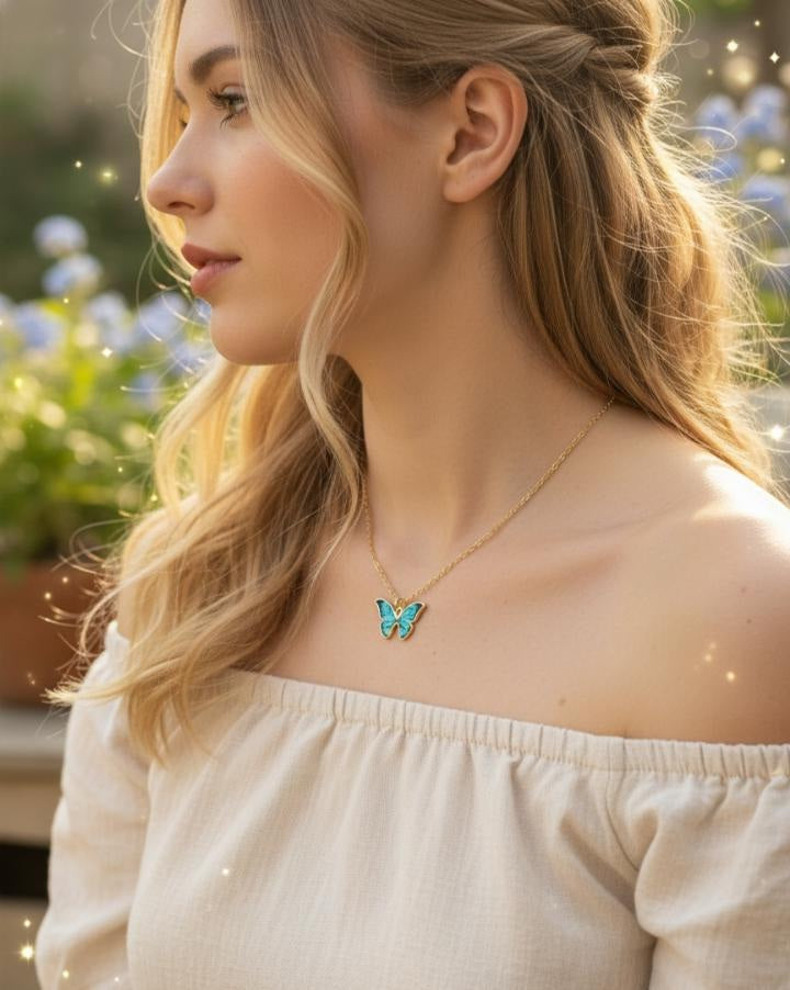 Simple Fashion Retro Multicolor Butterfly Necklace (Blue)